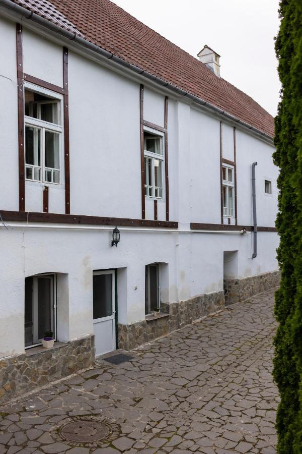 Pensiunea 7 Tei Cisnadioara Exterior foto